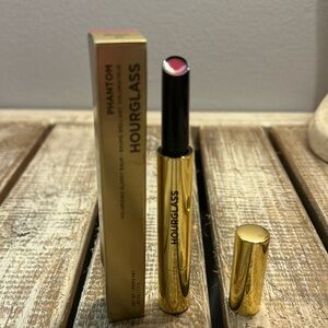 NWT Hourglass Phantom Volumizing Glossy Balm in 90 Reveal